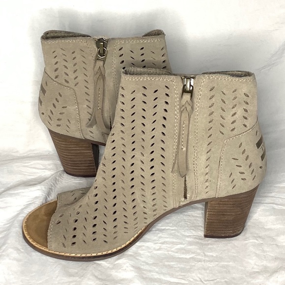 TOMS Tan Leather Peep Toe Ankle Booties - Picture 3 of 6